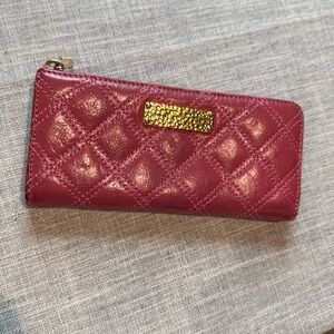 Marc Jacobs Pink Leather Quilted Wallet w/Zip Closure Gold Tone Hardware